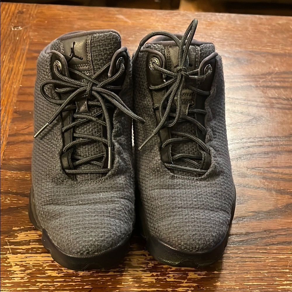 Jordan Men's Black Sneakers